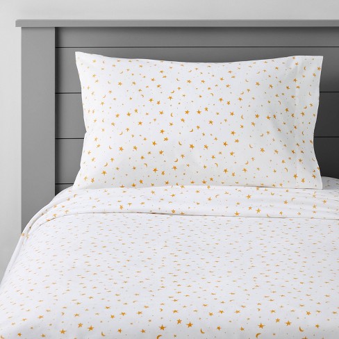 Pillowfort Full Stars Sheet Set - Yellow & Red, Cotton, Twin/Full Size.