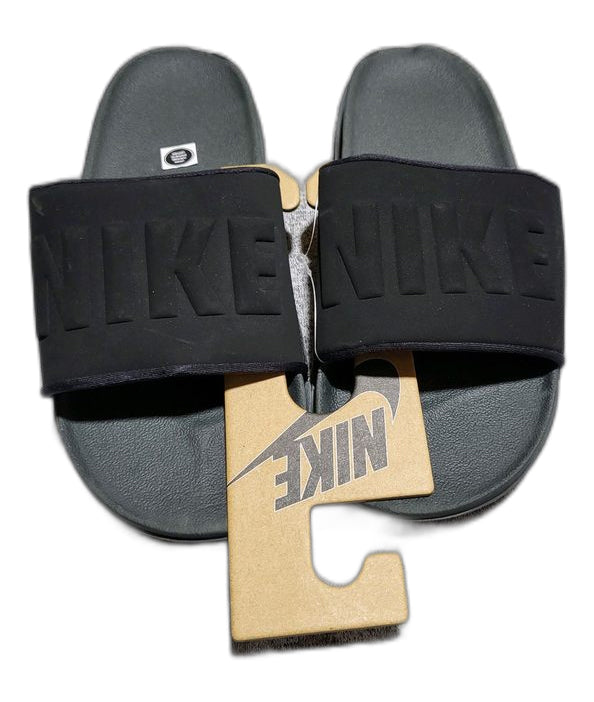 Women's Nike Off Court Sport Slides Size 10 black on black